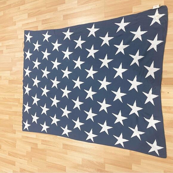 Pink Lemonade Blue Star Patterned Throw Blanket Reversible - Picture 6 of 7